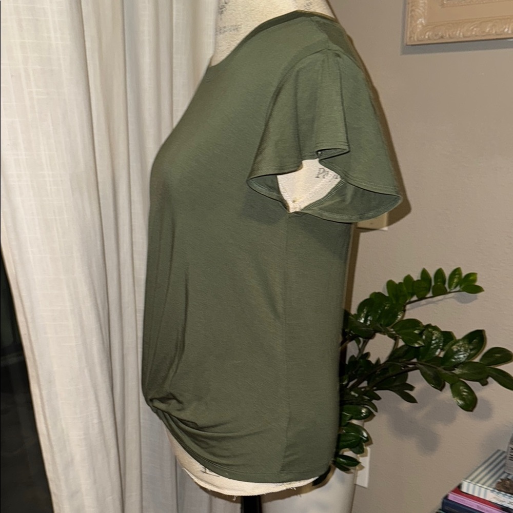 Time & Tru Womens Olive Army Green Knot Front Top shortsleeve blouse Small (4-6) - Picture 4 of 9